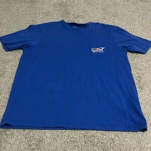 Men’s vineyard vines tshirt with American whale size XL